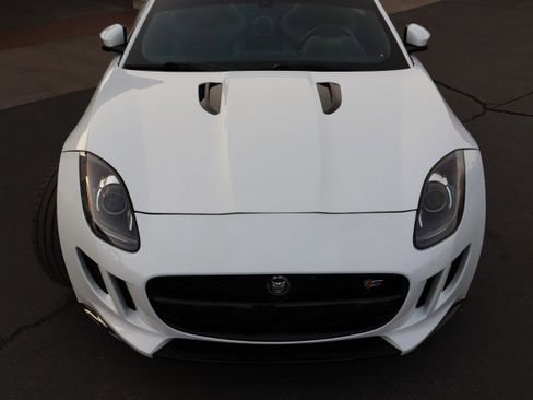 Used 2014 Jaguar F-TYPE S image 9