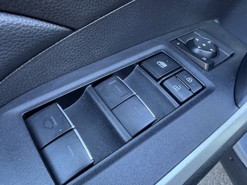 Certified 2022 Toyota RAV4 XLE w/ Convenience Package image 10