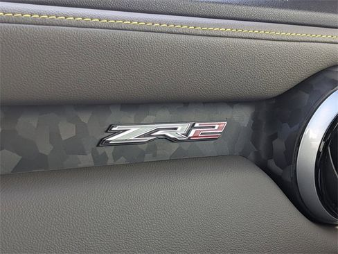 Used 2024 Chevrolet Colorado ZR2 w/ ZR2 Convenience Package III image 31