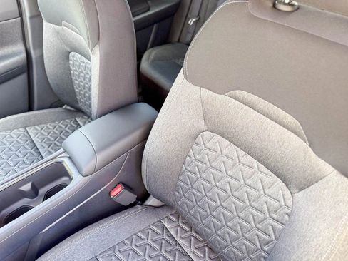 New 2026 Nissan Kicks SV image 17