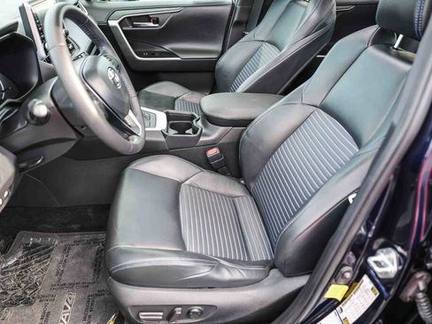 Certified 2020 Toyota RAV4 XSE image 11