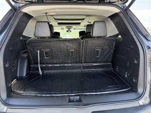 Used 2021 Chevrolet Traverse RS w/ LPO, Floor Liner Package AWD/4WD image 17