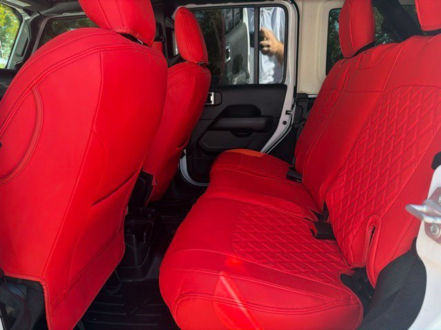 Used 2020 Jeep Wrangler Unlimited Sahara w/ Uconnect 4C Nav & Sound Group AWD/4WD image 14