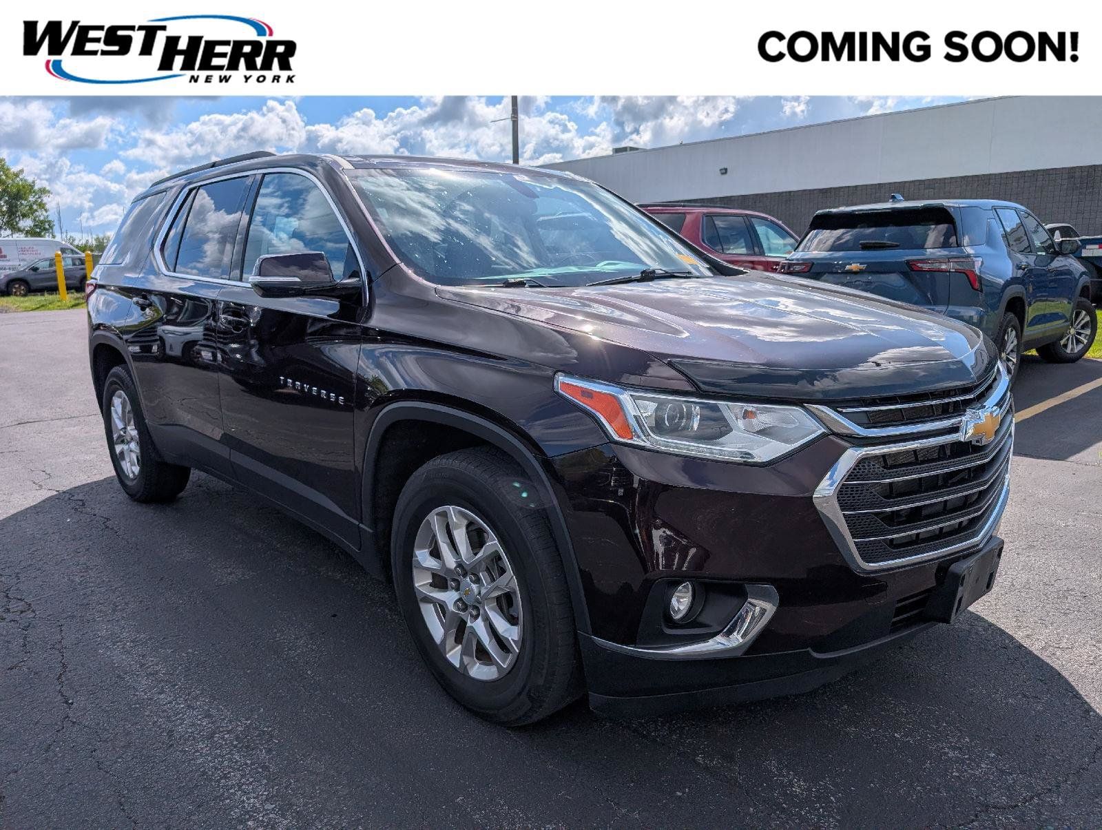 Used 2020 Chevrolet Traverse LT AWD/4WD image 1