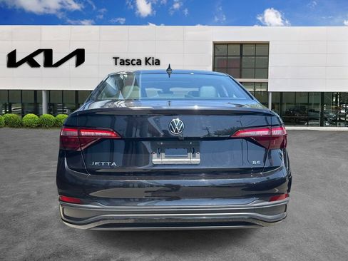 Used 2022 Volkswagen Jetta SE FWD image 5