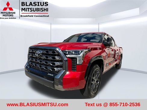Used 2023 Toyota Tundra Platinum AWD/4WD image 3