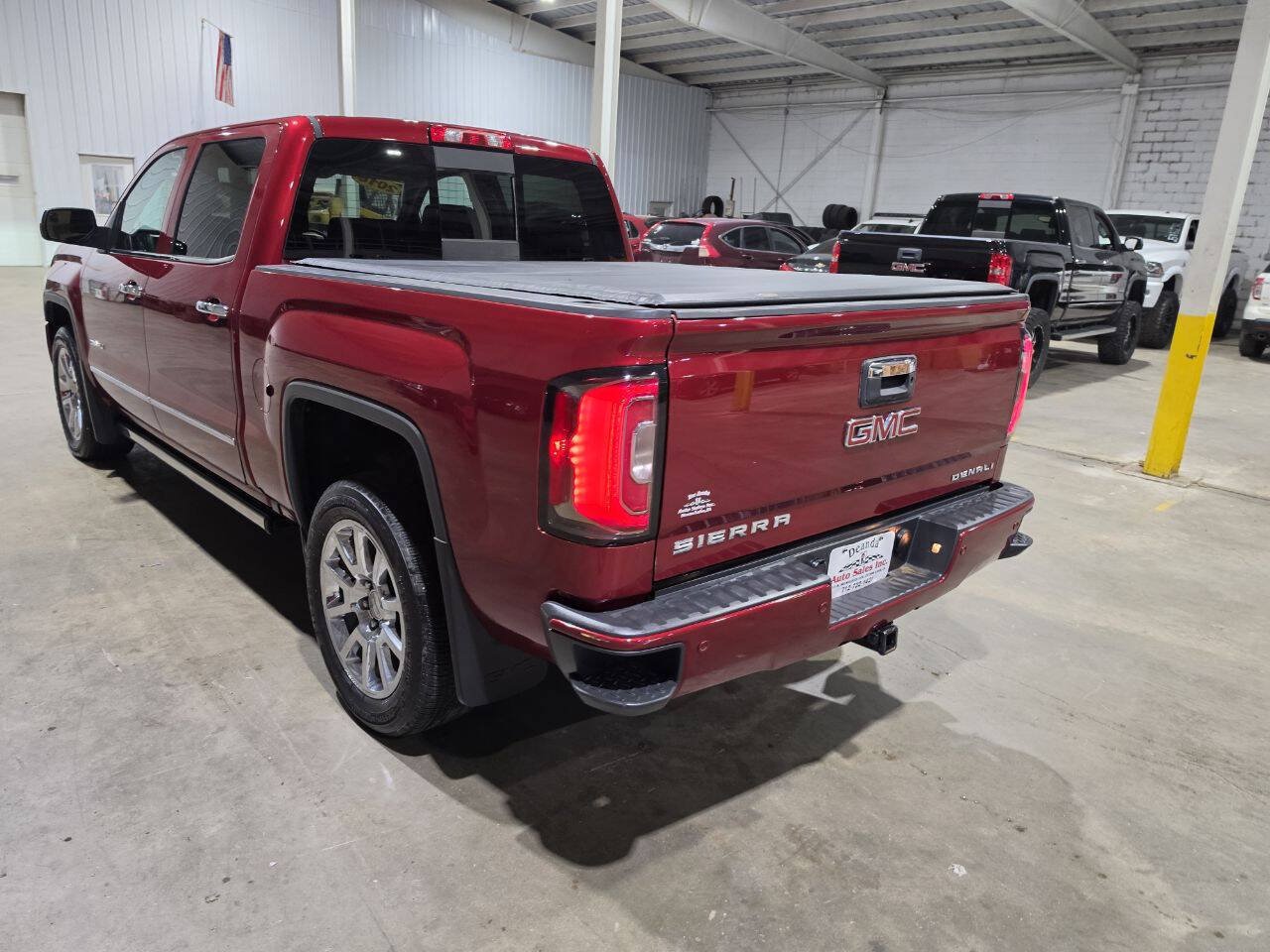 Used 2018 GMC Sierra 1500 Denali AWD/4WD image 10