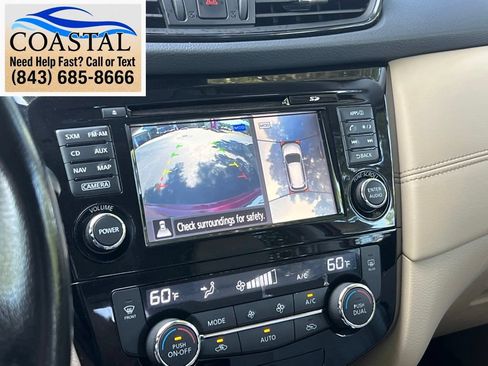 Used 2017 Nissan Rogue SL AWD/4WD image 37