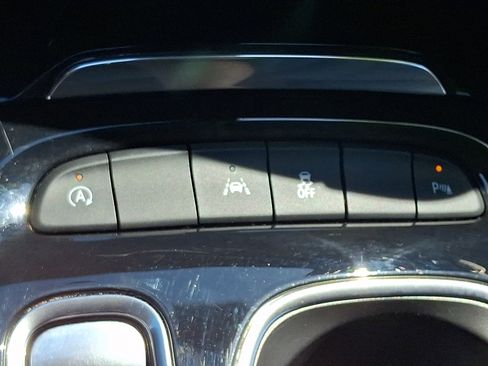 Used 2022 Buick Envision Preferred FWD image 25
