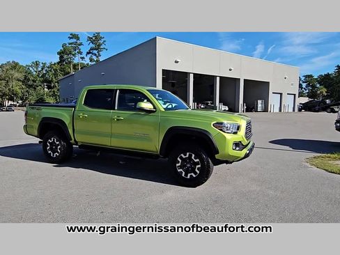 Used 2023 Toyota Tacoma TRD Off-Road image 34
