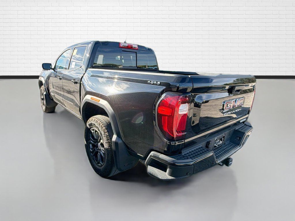 Used 2023 GMC Canyon Elevation w/ Elevation Premium Package AWD/4WD image 6