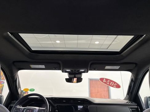 Used 2024 GMC Sierra 1500 AT4X w/ AT4X AEV Edition AWD/4WD image 40
