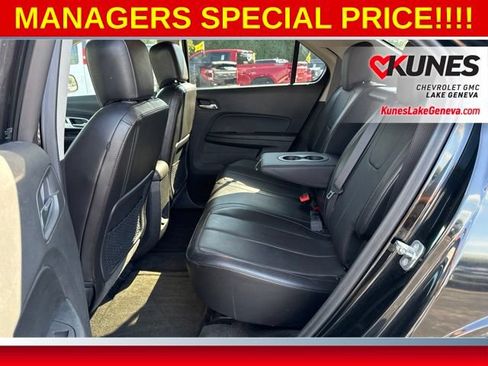 Used 2017 Chevrolet Equinox Premier w/ Enhanced Convenience Package AWD/4WD image 16