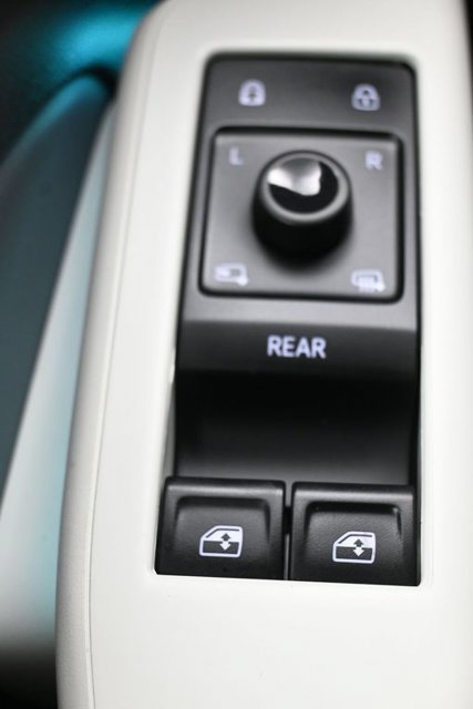 Used 2021 Volkswagen ID.4 1st Edition RWD image 24