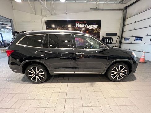 Used 2022 Honda Pilot Touring image 13