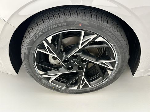 Used 2025 Kia K5 GT-Line w/ GT-Line Premium Package AWD/4WD image 11