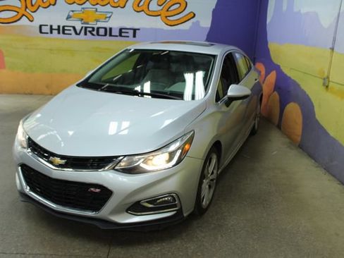 Used 2016 Chevrolet Cruze Premier w/ Premier True North Edition FWD image 4