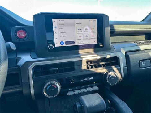 Used 2024 Toyota Tacoma TRD Off-Road image 30