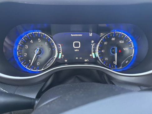 New 2026 Chrysler Pacifica Select FWD image 10