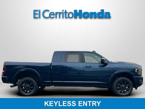 Used 2023 RAM 2500 Limited AWD/4WD image 2
