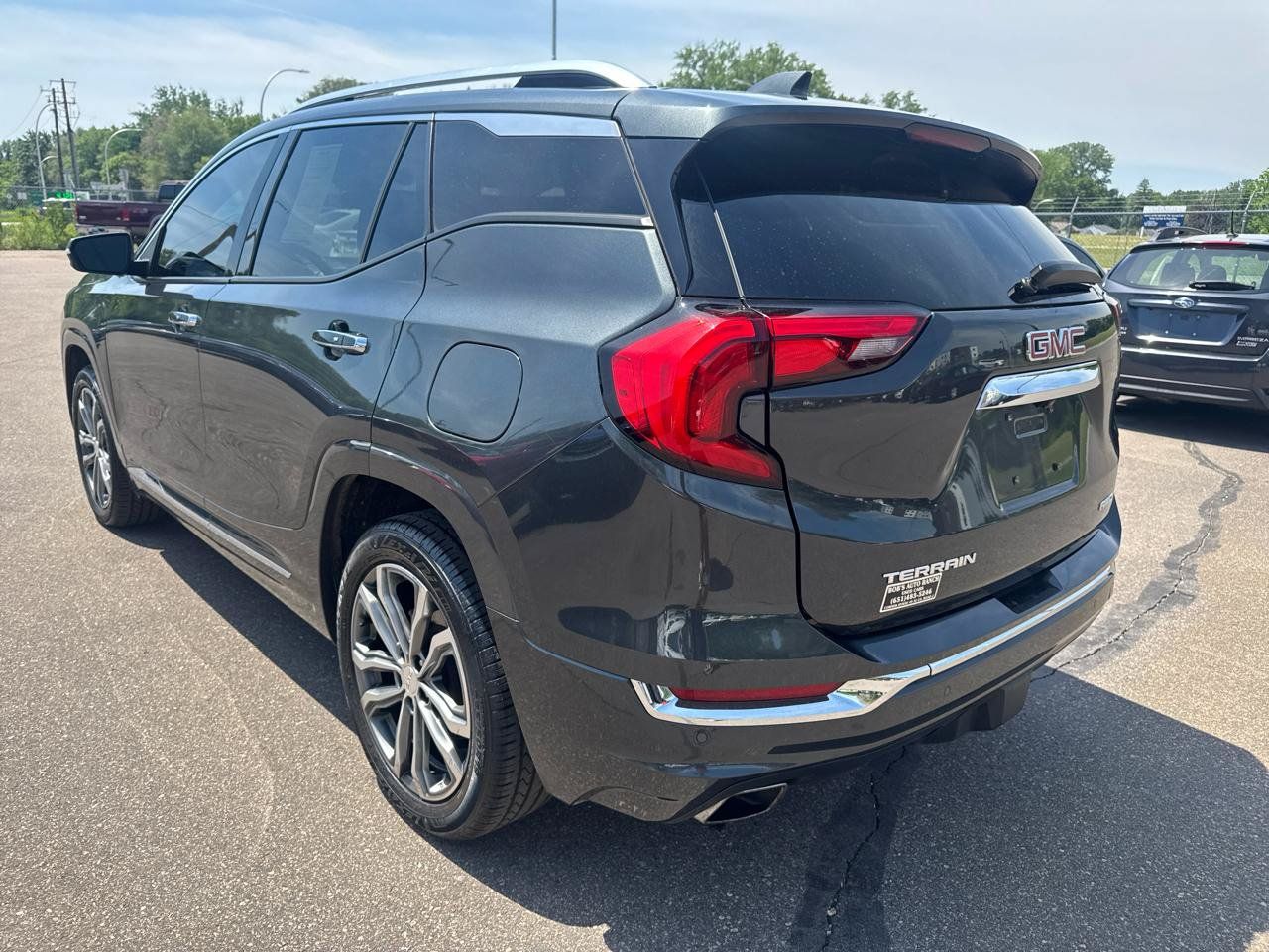 Used 2019 GMC Terrain Denali w/ Advanced Safety Package AWD/4WD image 7