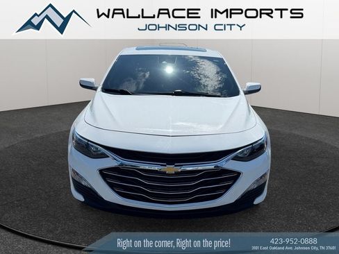 Used 2023 Chevrolet Malibu LT w/ Driver Confidence Package FWD image 8
