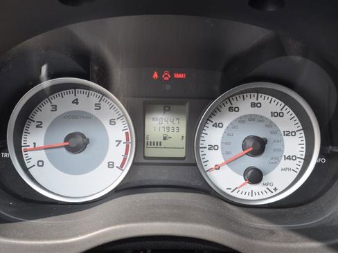 Used 2012 Subaru Impreza 2.0i Premium image 9