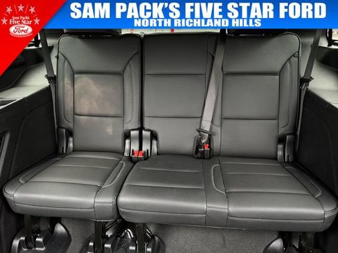Used 2025 GMC Yukon Denali AWD/4WD image 32