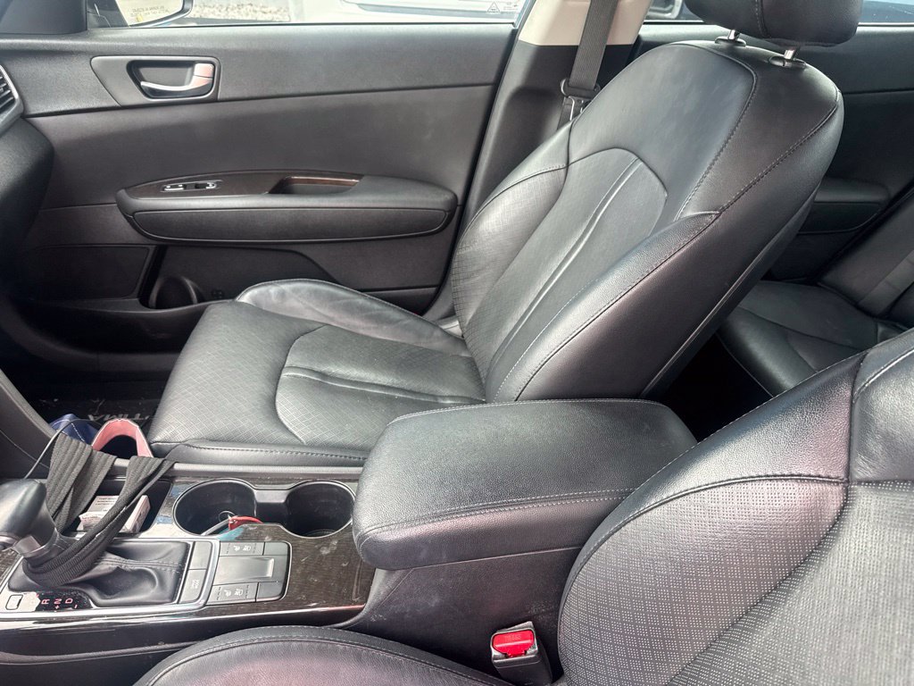 Used 2018 Kia Optima EX w/ Premium Package FWD image 11