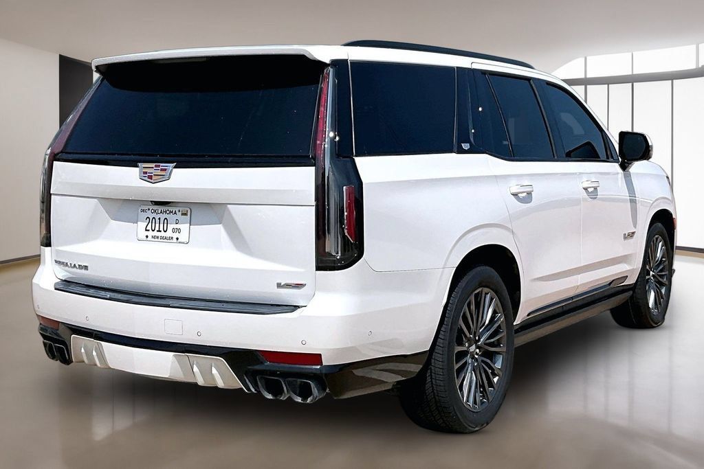 Certified 2024 Cadillac Escalade V AWD/4WD image 2