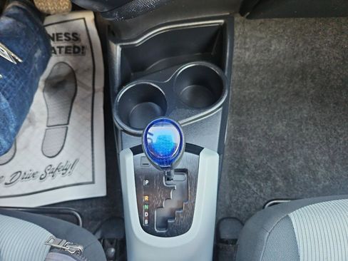 Used 2013 Toyota Prius C Two image 28