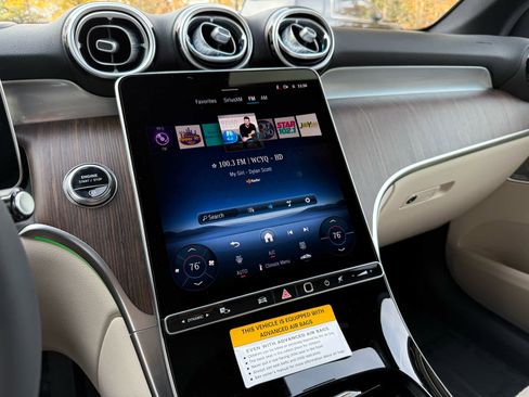 New 2026 Mercedes-Benz GLC 300 GLC 300 image 18