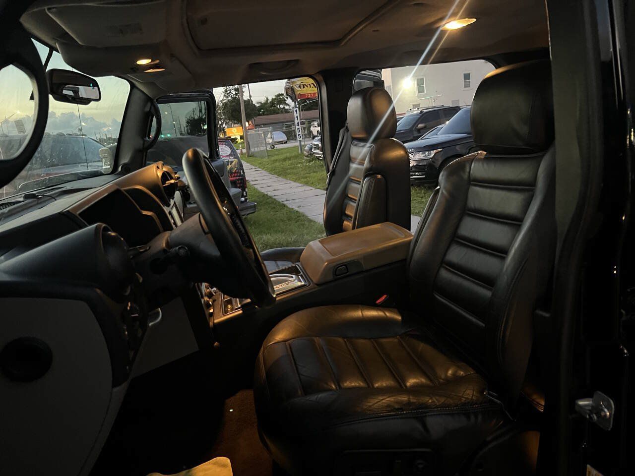 Used 2006 HUMMER H2 SUT AWD/4WD image 16