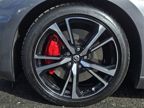 Used 2020 Nissan 370Z Touring Sport image 10