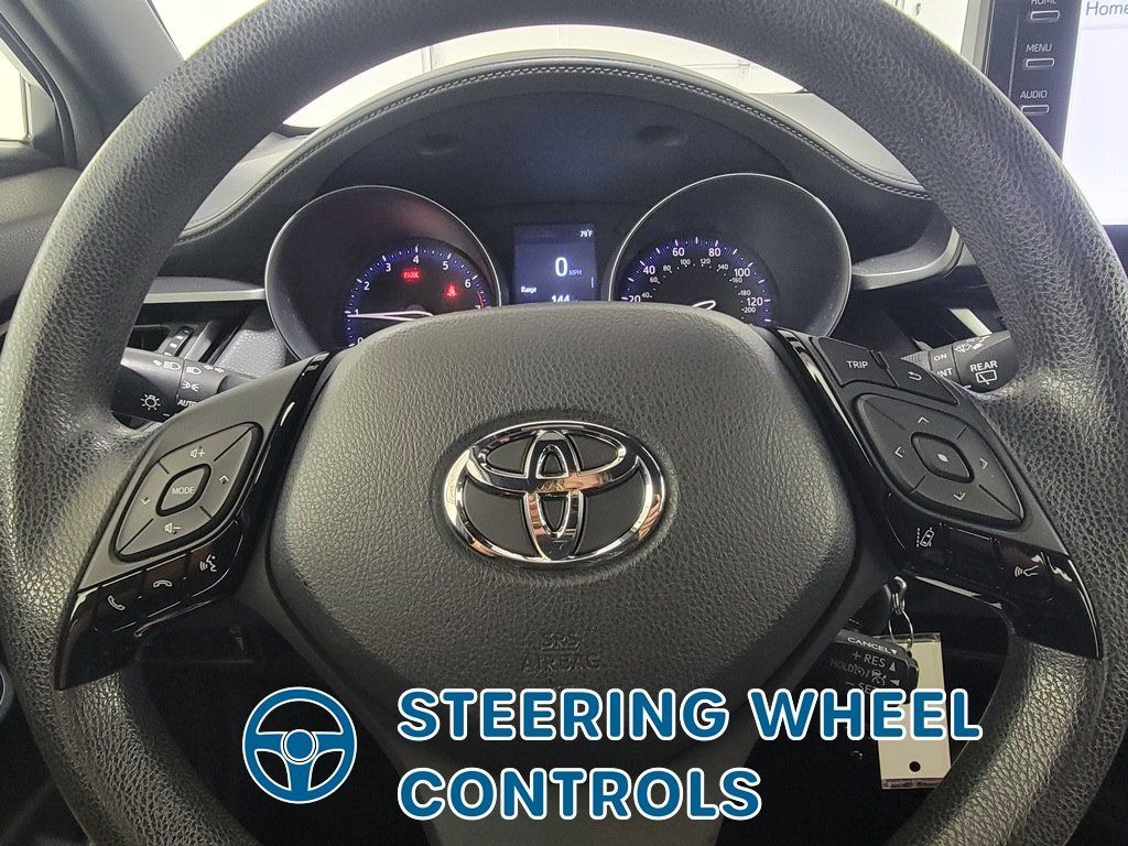 Used 2019 Toyota C-HR LE FWD image 18