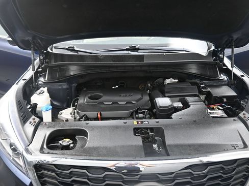 Used 2019 Kia Sorento AWD image 12