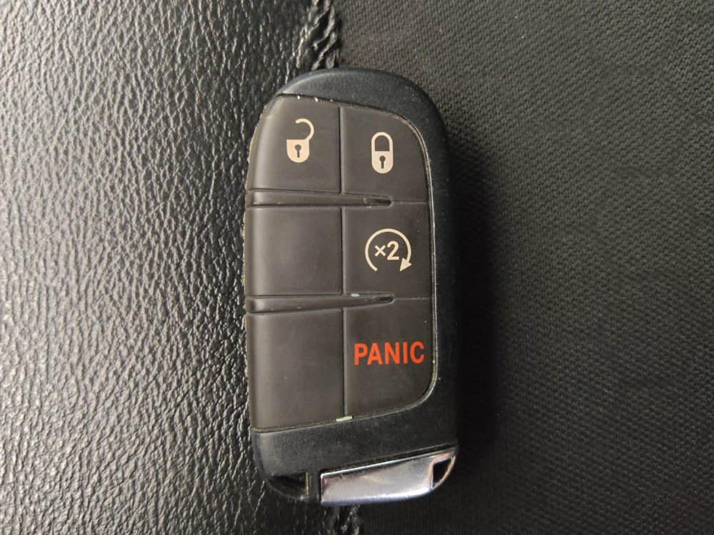 Used 2020 Jeep Compass Latitude w/ Popular Equipment Group AWD/4WD image 32