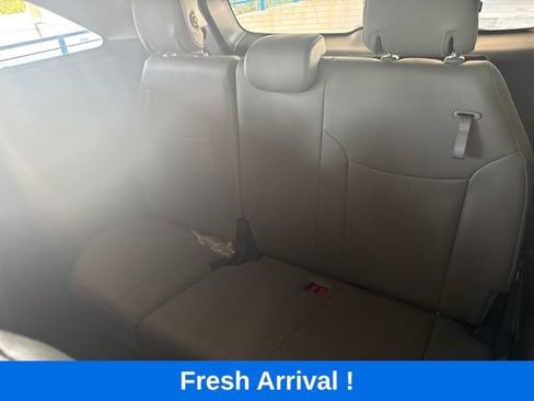 Used 2026 Toyota Sienna XLE FWD image 4