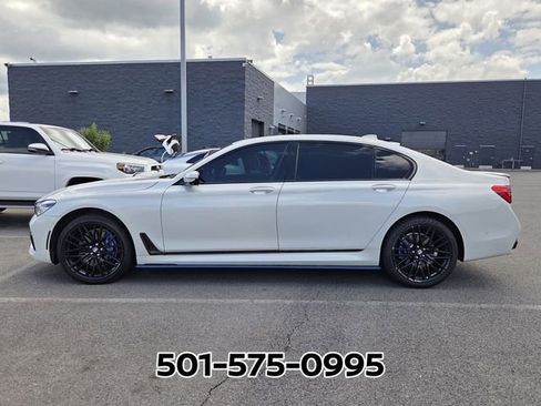 Used 2016 BMW 750i xDrive AWD/4WD image 2