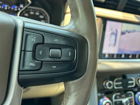 Used 2021 GMC Yukon Denali w/ Denali Premium Package AWD/4WD image 23