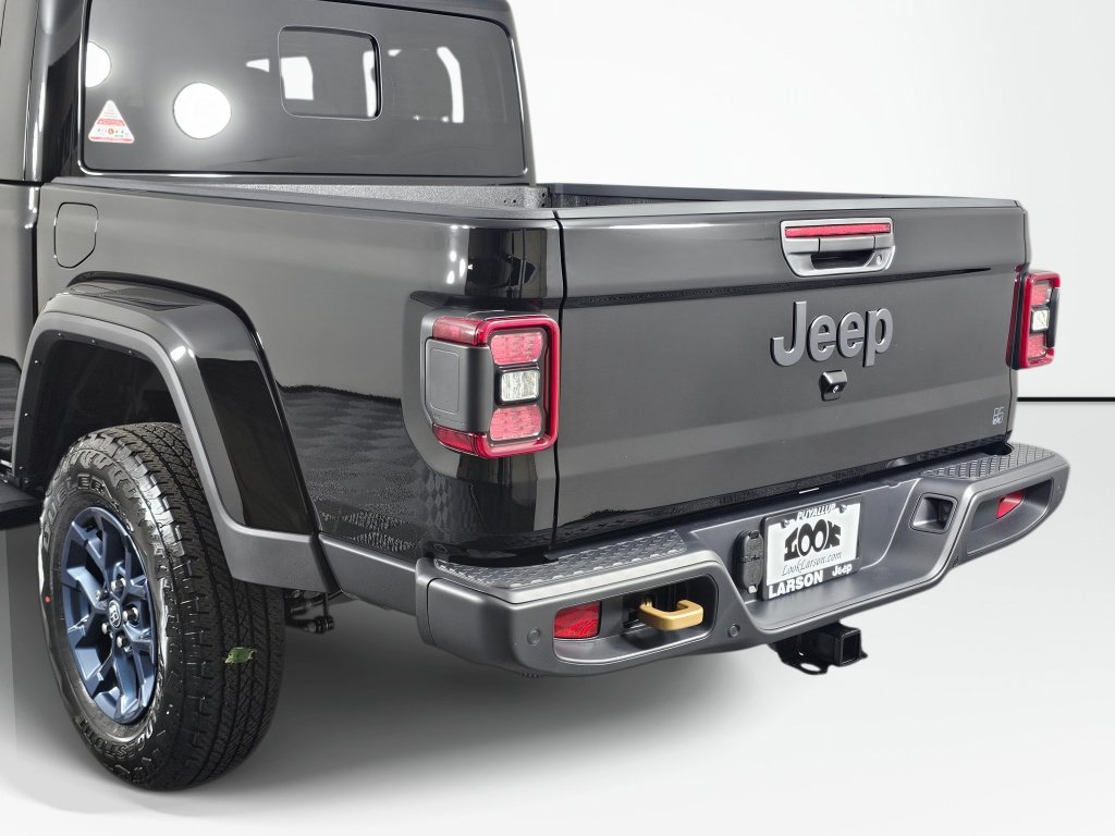 New 2026 Jeep Gladiator Sport AWD/4WD image 16
