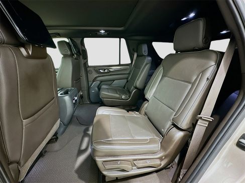 Used 2021 GMC Yukon Denali w/ LPO, Illumination Package image 26