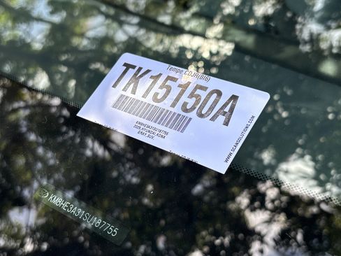 Used 2025 Hyundai Kona Limited FWD image 31