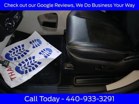 Used 2017 Dodge Grand Caravan SXT w/ Driver Convenience Group FWD image 20