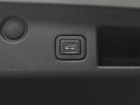 Used 2024 Chevrolet Equinox LT w/ LPO, Floor Liner Package image 25