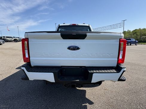 New 2026 Ford F250 XL image 4