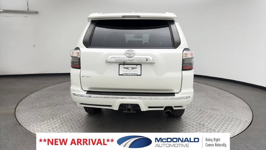 Used 2016 Toyota 4Runner Limited AWD/4WD image 3