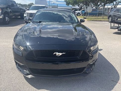 Used 2015 Ford Mustang GT RWD image 2