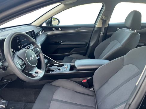 Used 2022 Kia K5 LXS image 10