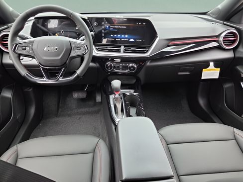 New 2026 Chevrolet Trax RS w/ Sunroof Package FWD image 12